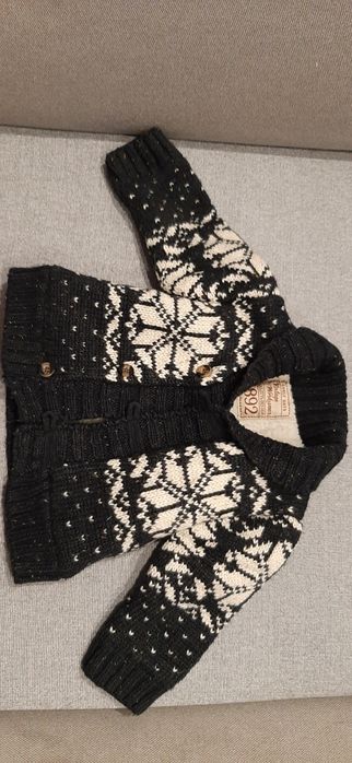 Sweterek dziecięcy 74