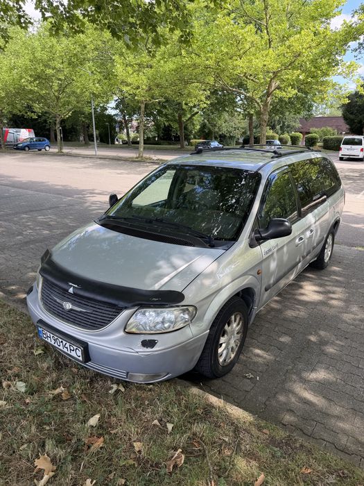 Продам автомобіль 7 місць chrysler voyager