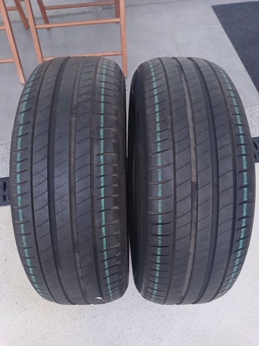 2 pneus 215 60 r16 Michelin