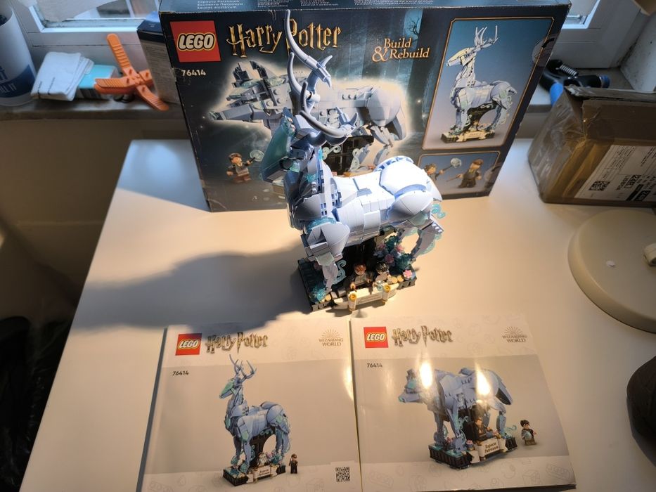 Lote Lego sets e figuras