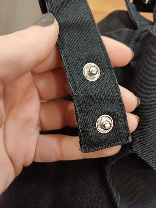Krótkie ogrodniczki Myszka Miki H&M rozm. 80 cm - stan bardzo dobry