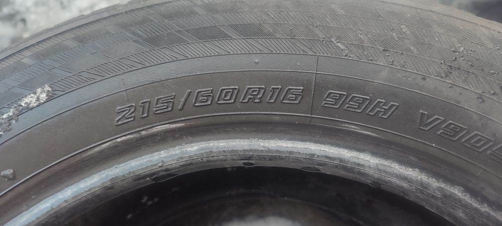 Зимова резина Йокогама 215/65 Р16