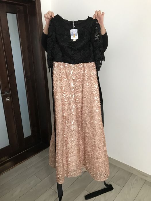 Сукня жіноча