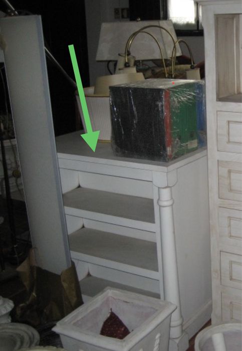 Movel em pinho nordico pintado a branco