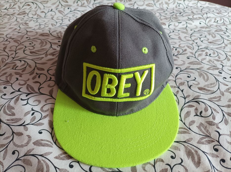 Кепка  з рівним козирком