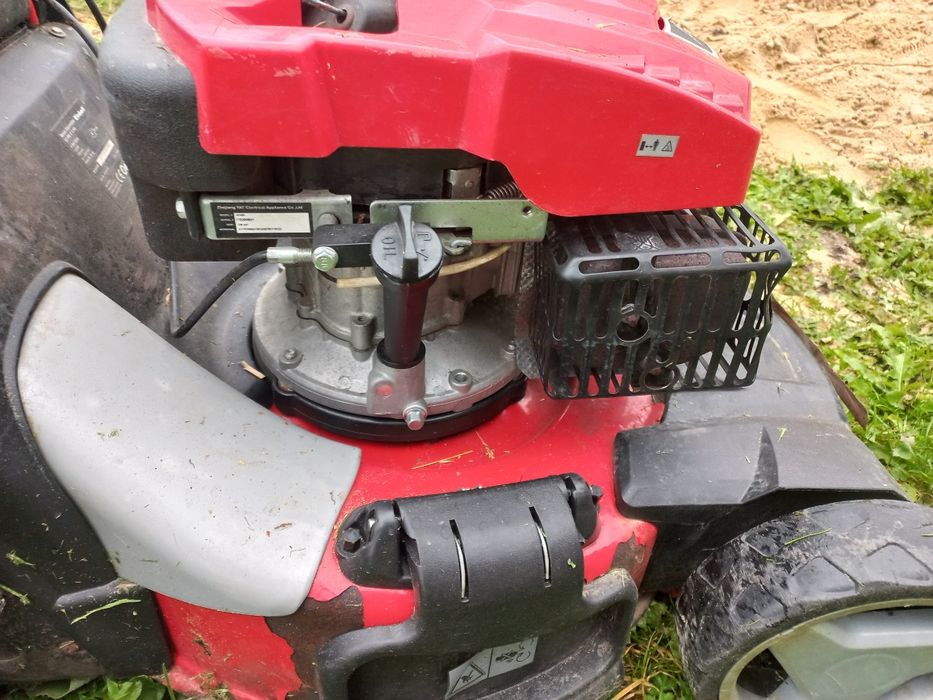 Продам бензинову газонокосарку Einhell