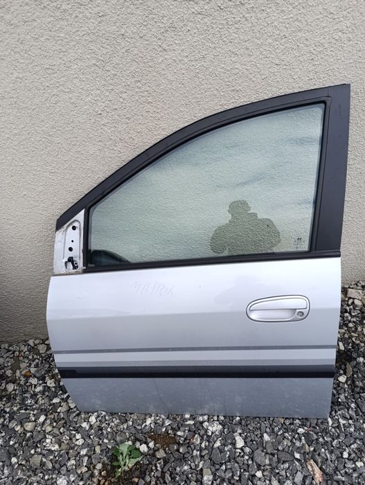 Drzwi lewe prawe przód Hyundai Matrix 2008