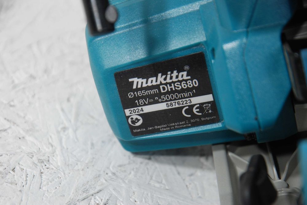 Akumulatorowa ręczna pilarka tarczowa