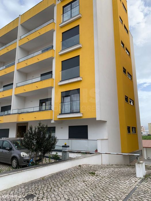 Novo no Mercado: T2 na Benedita com Design Moderno Novo a Estrear