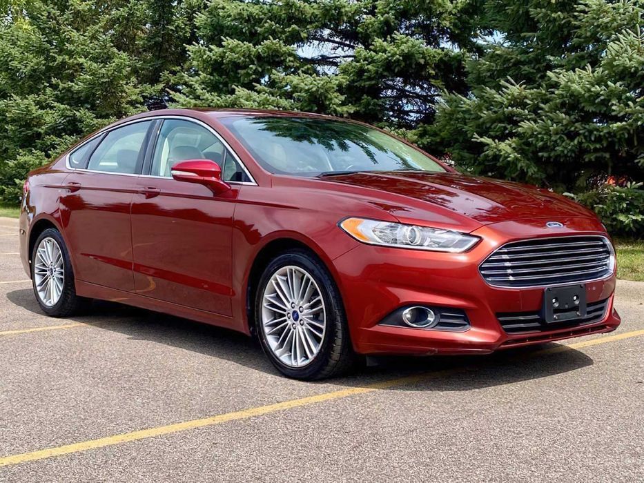 Ford Fusion SE      2014
