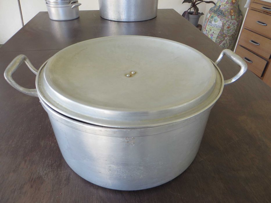 Caçarolas em aluminio