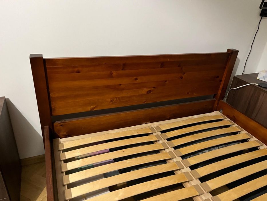 Łóżko drewniana rama 140x200