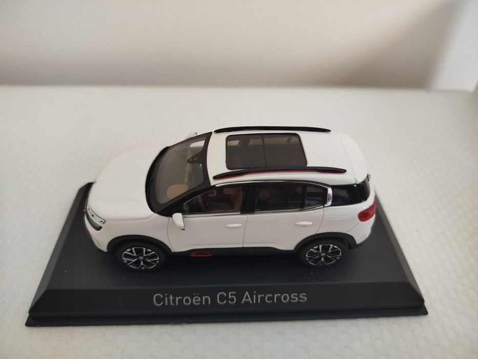 Miniatura Citroen C5 Aircross 1/43 Nova