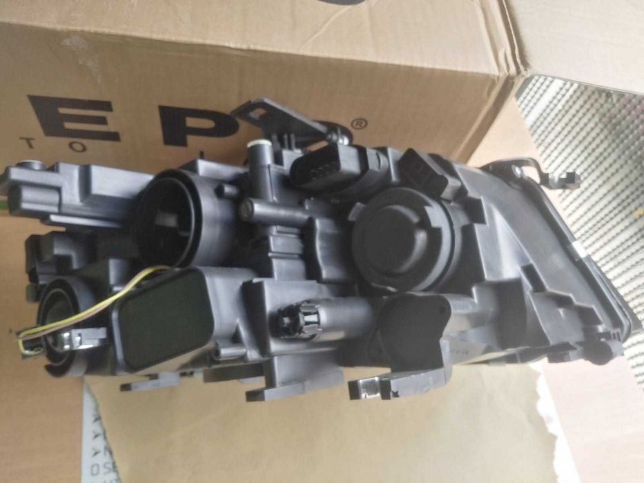 Farol Esquerdo Audi A4 de 2007 Novo