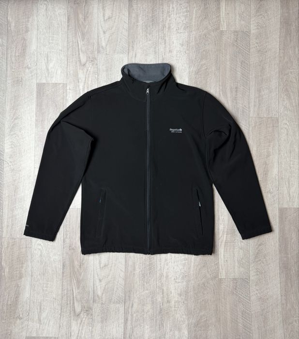 Ветровка Regatta Softshell размер L оригинал треккинговая чёрная tnf