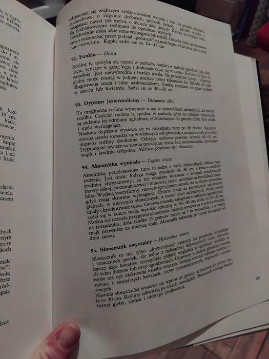 Kwiaty album z opisami