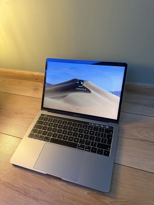 MacBook Pro 13 2019 128gb 8gb i5