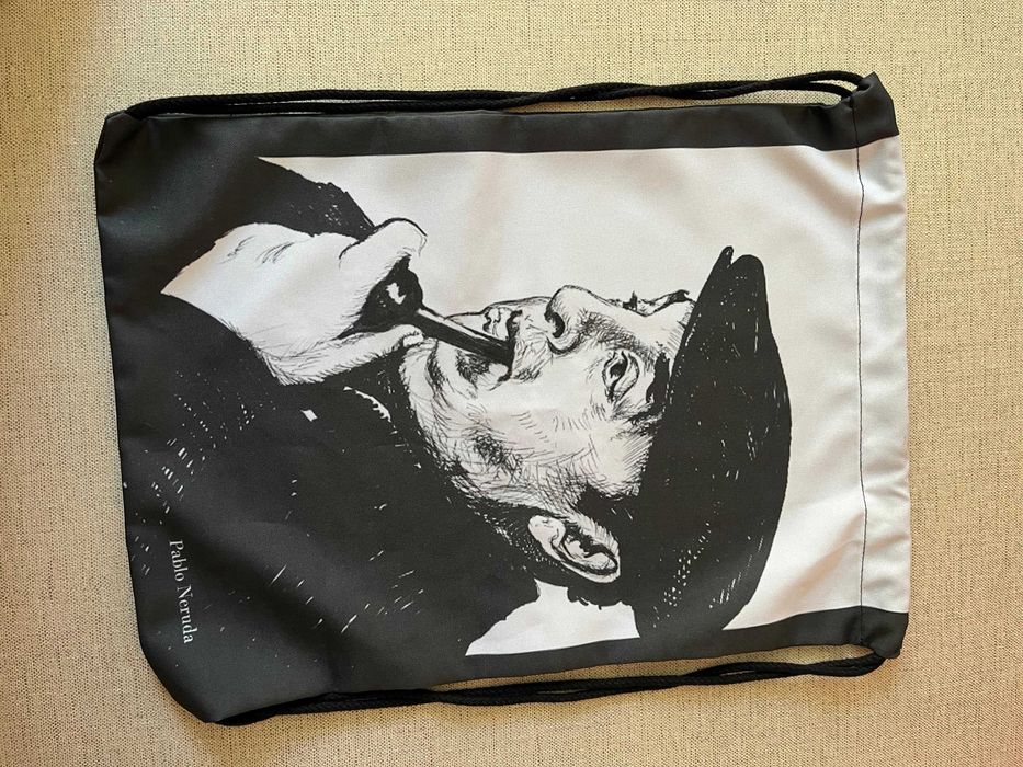 Mochila Exclusiva Personalizada | Pablo Neruda