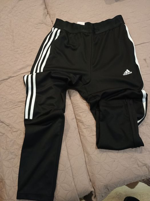 Sprzedam nowe spodnie adidas