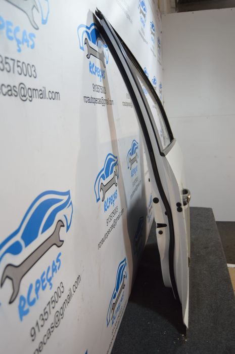 PORTA FRENTE FRONTAL DIREITA VW VOLKSWAGEN TOURAN 1T1 1T2 FECHO