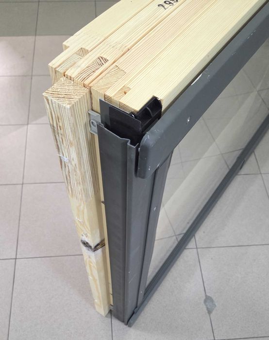 Okna dachowe FAKRO FTP-V 78x140, nowe ramy !!