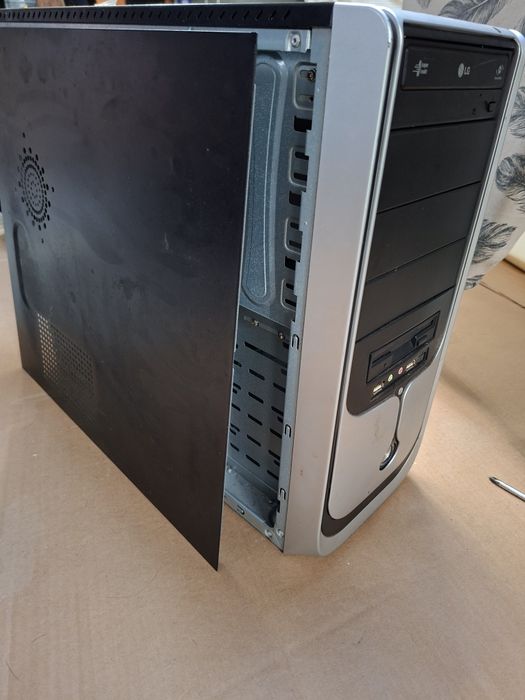Pc torre LG retro
