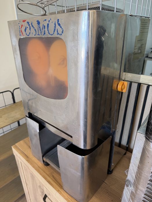 Máquina de sumo kosmos