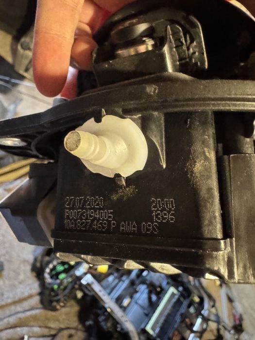 Камера заднього виду ID 3  ID 4 в зборі оригінал