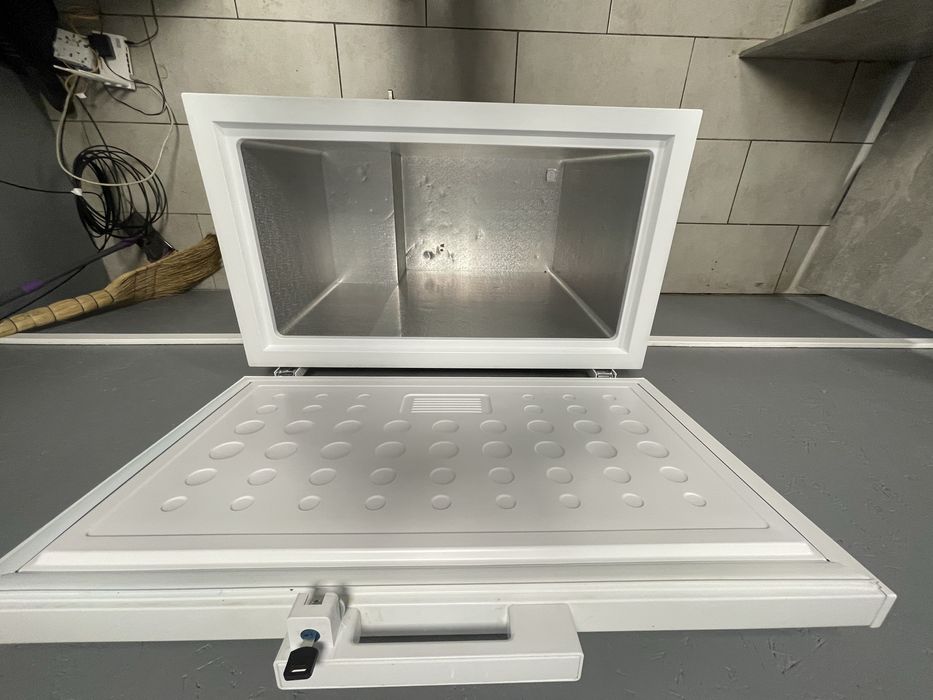 морозильна скриння