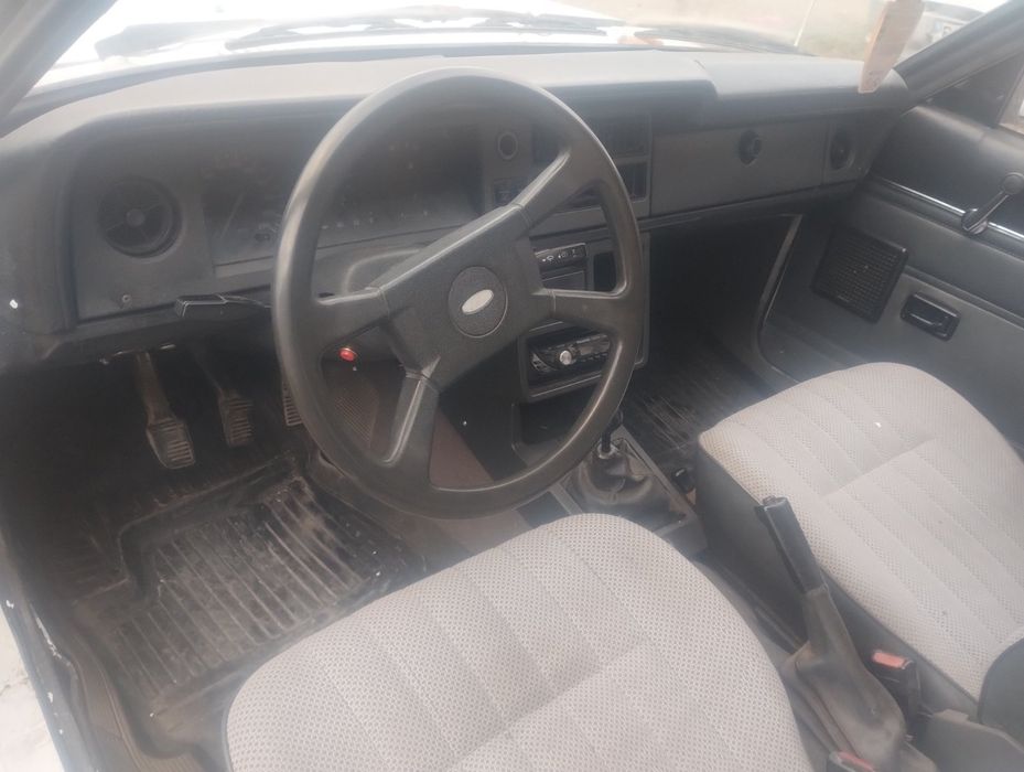 Форд таунус 1.6 газ\ бензин на ходу