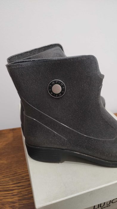 Damskie kalosze marki Liu Jo, model Benedicte Antracite. 39/40