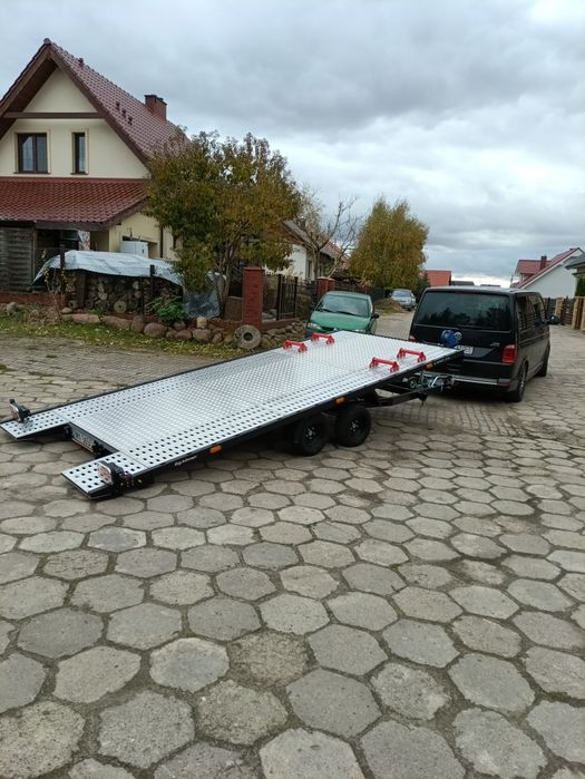 Wynajem nowej przyczepy lawety 2700DMC