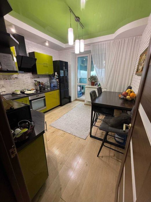 2-к квартира 60 м² в самому ЦЕНТРІ Бучі! Будинок Київміськбуд.