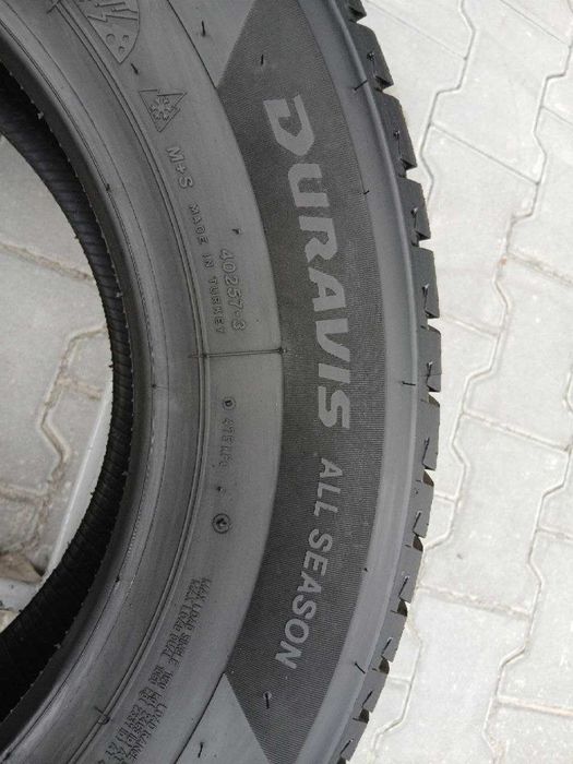 Резина всесезонна. НОВА 225/65 R16C Bridgetone Duravis All Season
