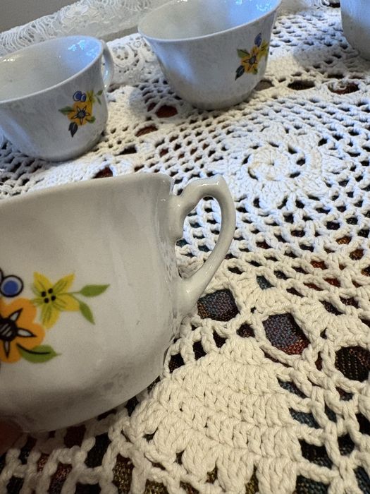 Filiżanki porcelanowe zestaw 6 sztuk