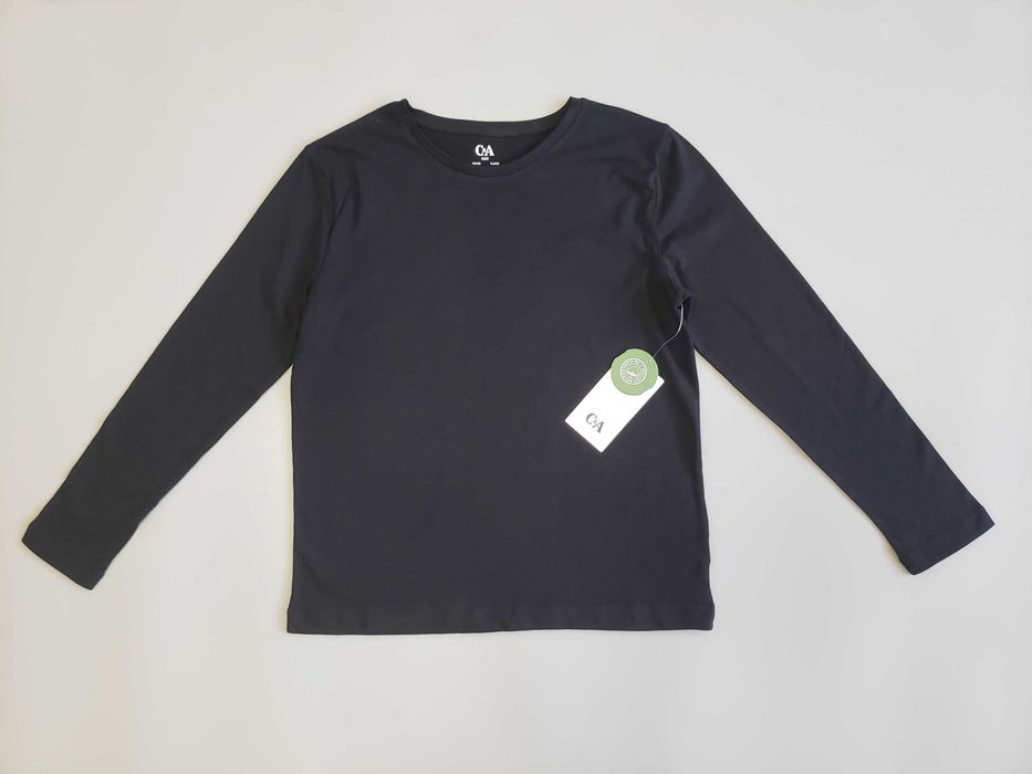 Актуальний чорний базовий реглан від С&а