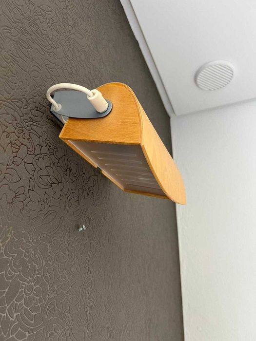 2 Candeeiros de Parede