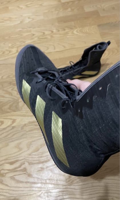 Боксерки Adidas box hog 4