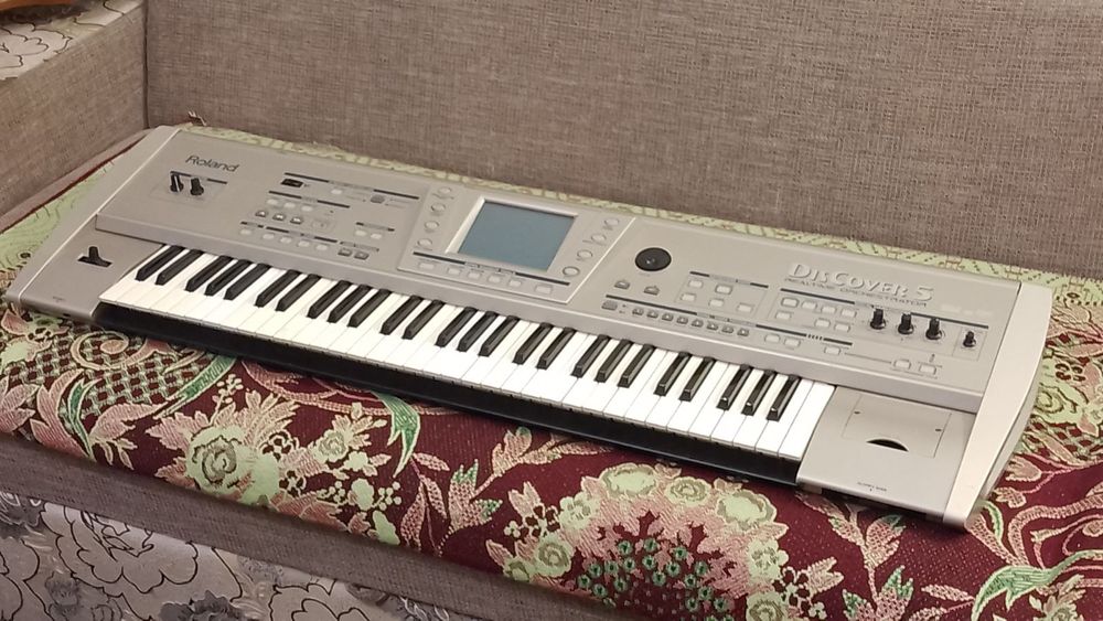 Синтезатор Roland DisCover 5.