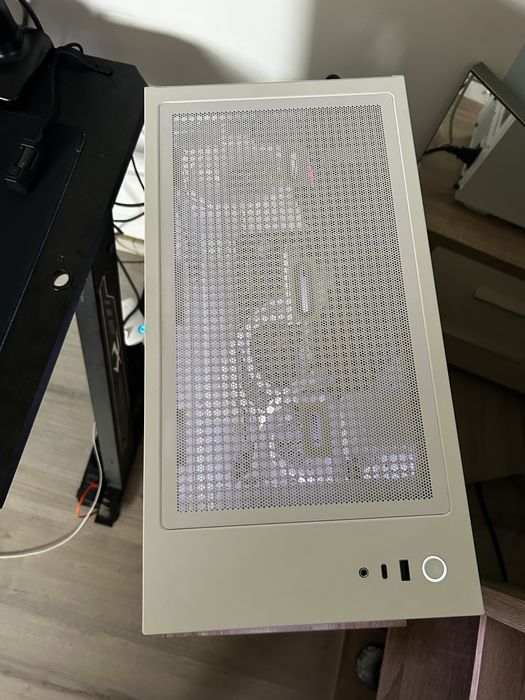 Pc gamer | ryzen 7 2700x | Gigabyte rtx 3050 8 gb + monitor