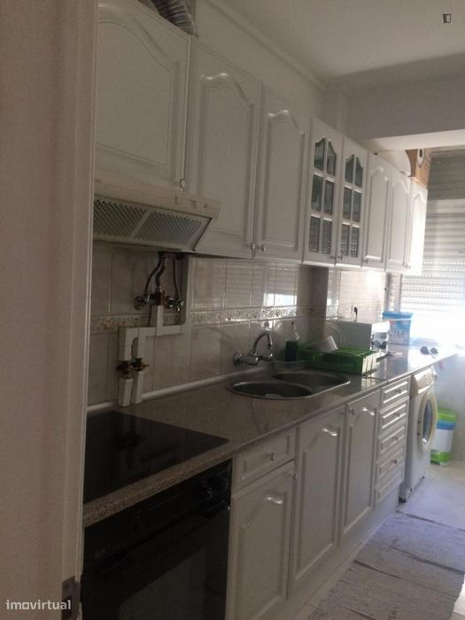 Quarto - localizado em Lisbon