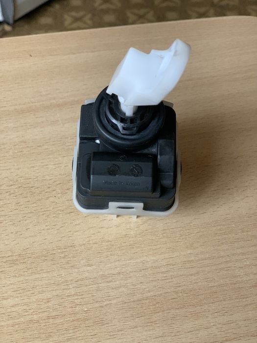 Деталі передньої фари Део ланос