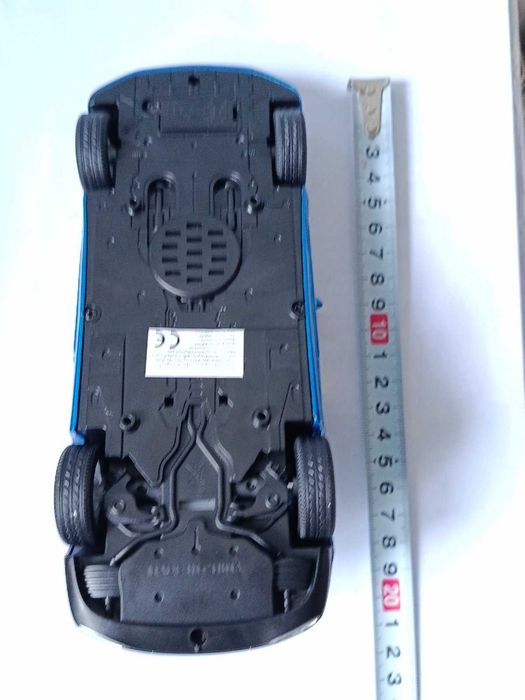 Модель авто  Bentley Continental GT.1/24
