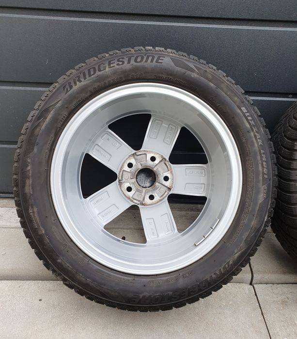 Oryginalne Alufelgi VW Touran Golf z oponami 205/55/16