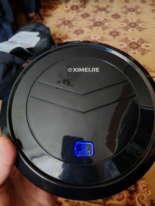 Продам робот пылесос