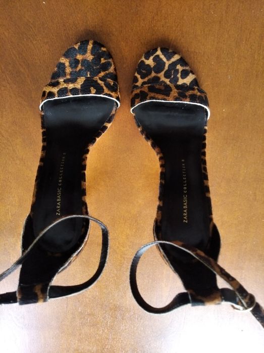 Czółenka firmy Zara