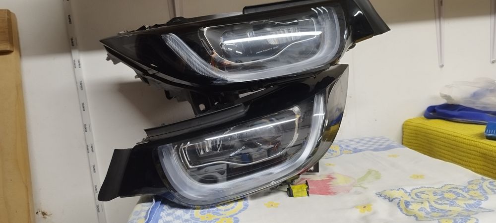 Conjunto faróis bmw i3