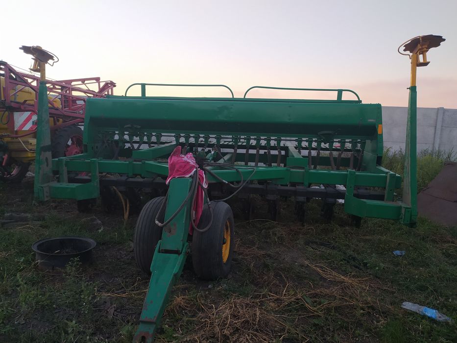 Сівалка John Deere 750