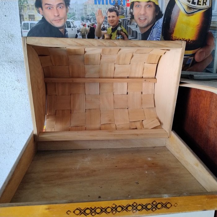 Хлібниця , дерев'яна