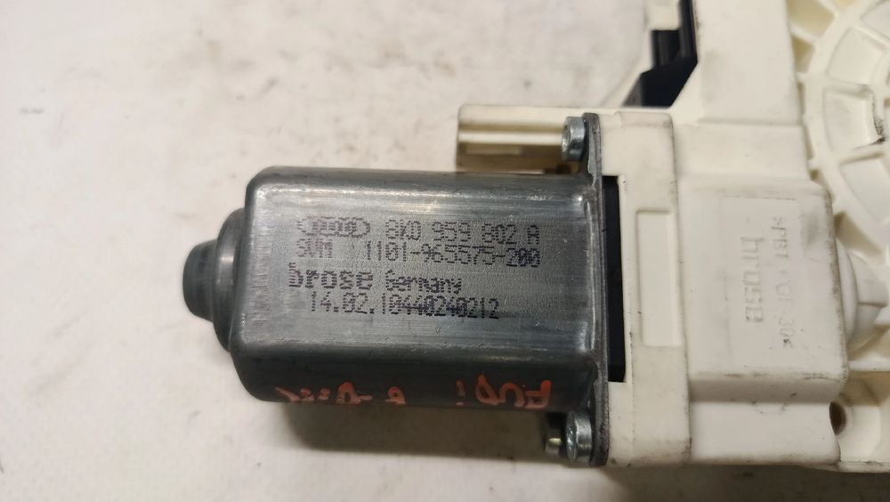 Motor vidro frente direito AUDI A5 (8T3)